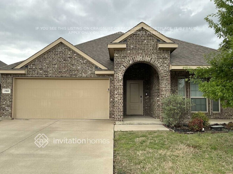 Building Photo - 753 Jamestown Ln