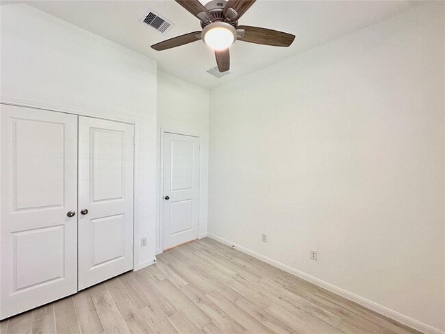 Building Photo - 6622 Canary Knl Ct