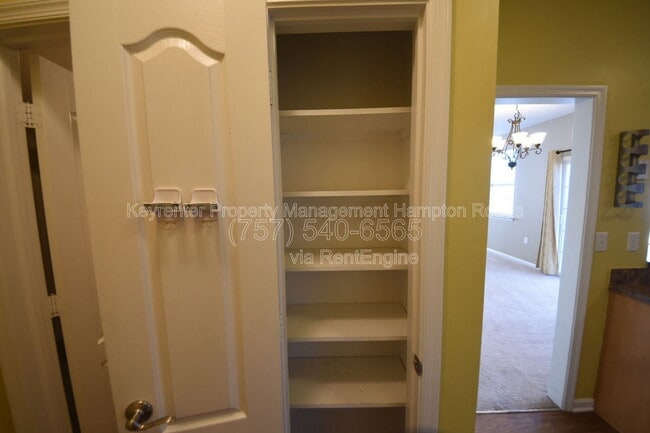 Building Photo - 1450 Leckford Dr