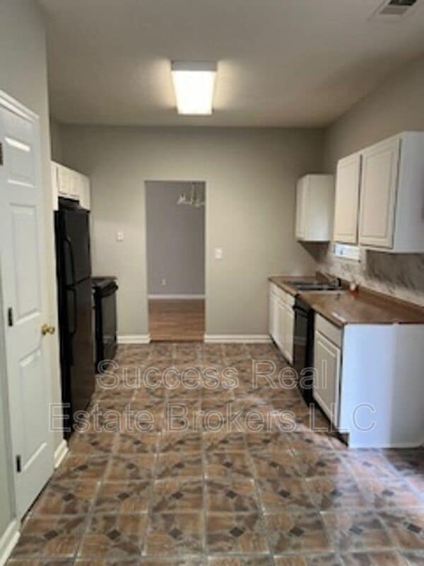 Building Photo - 5335 Willow Park Blvd