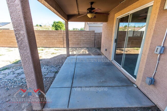 Building Photo - 6714 E Flynn Ave