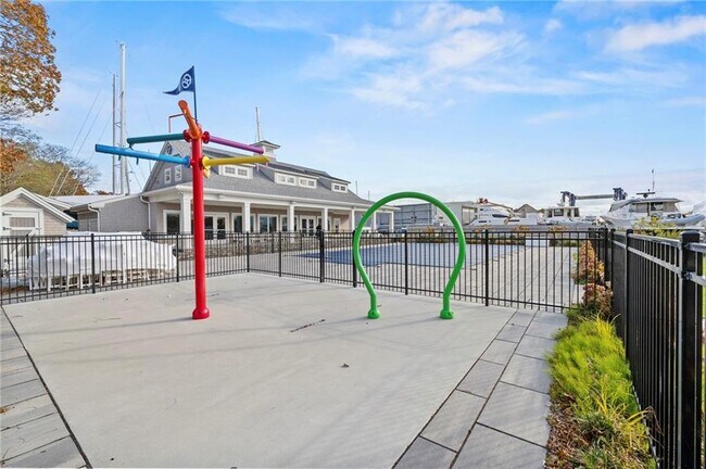 Building Photo - 1 Rodeo Dr