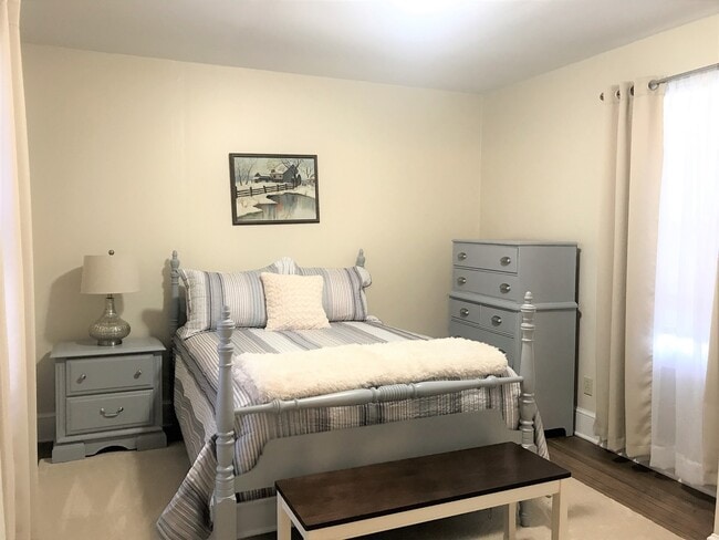 Building Photo - Furnished & Inviting Rental Between South Hill & Boydton