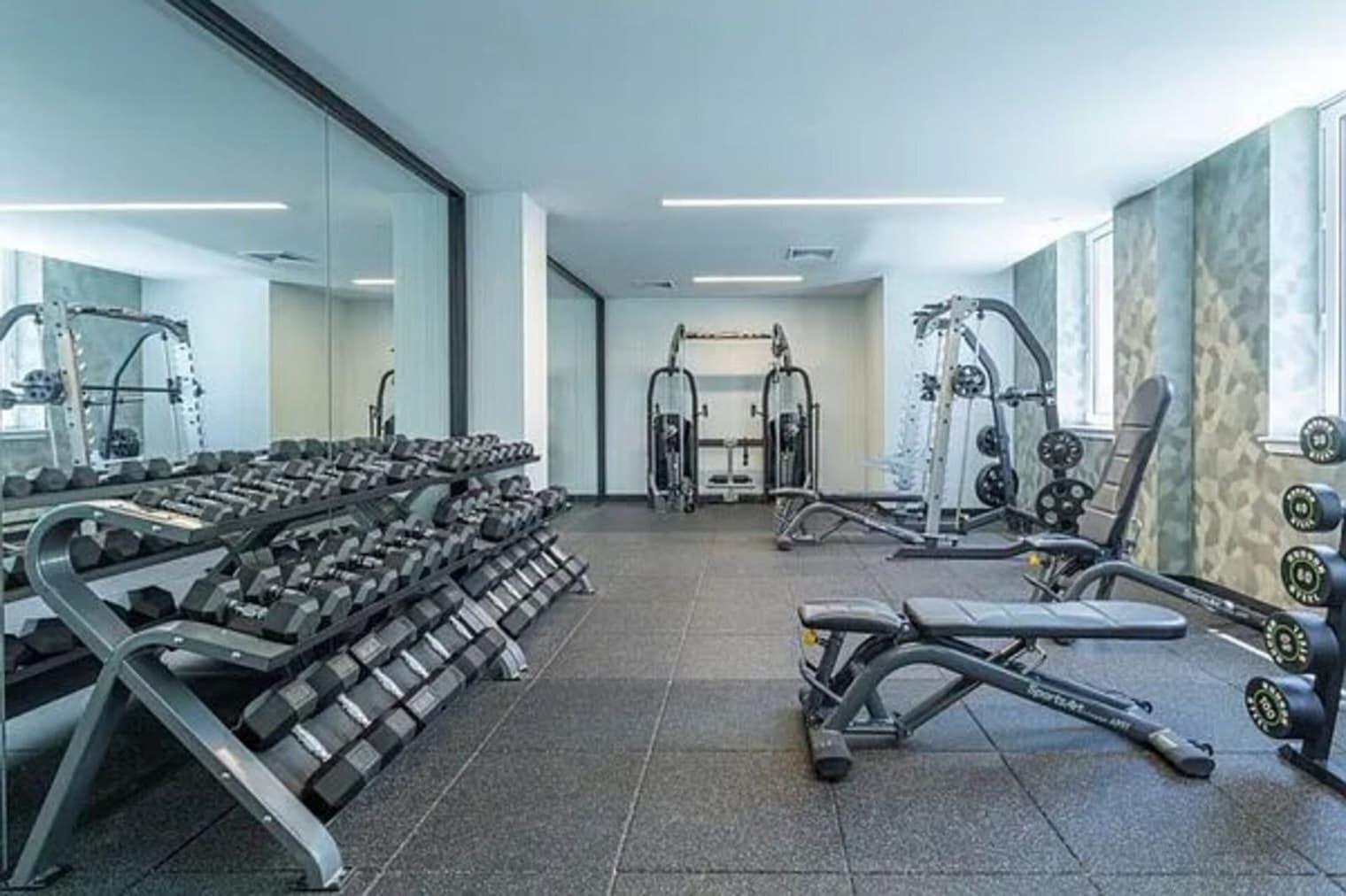 Building Photo - 152-11 89th Ave