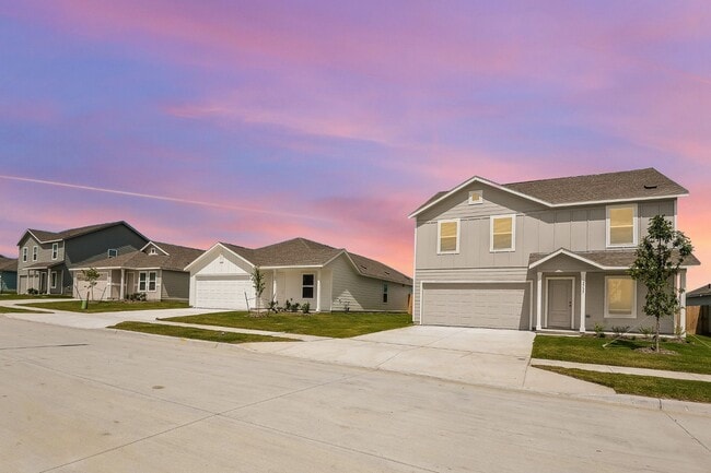 Building Photo - 2749 Mistwood Dr