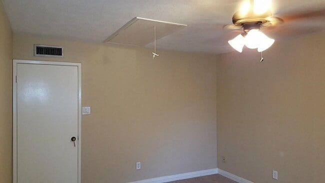 Building Photo - 15311 Camino Del Sol Dr