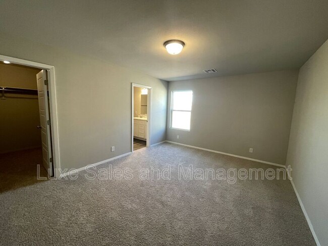 Building Photo - 16126 S 88th E Ave