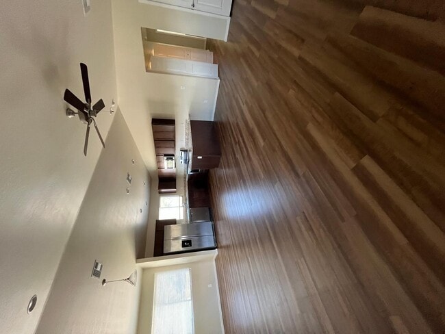 Building Photo - 357 Cliffs Pkwy