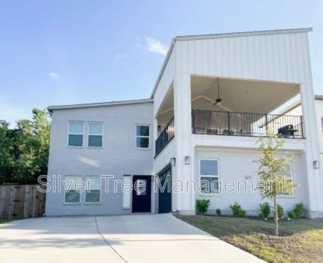 Primary Photo - 9073 Quarry Hill Ct