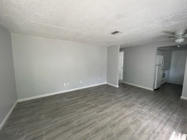 Building Photo - 5821 12th St E