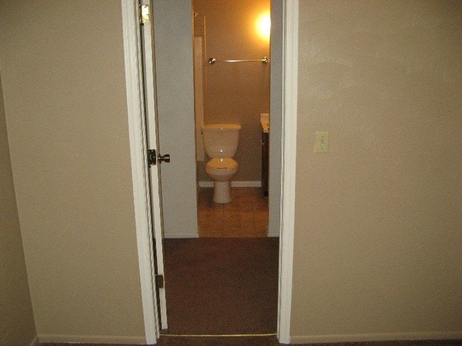Building Photo - 1 br, 1 bath Apartment - XL Aspen Park