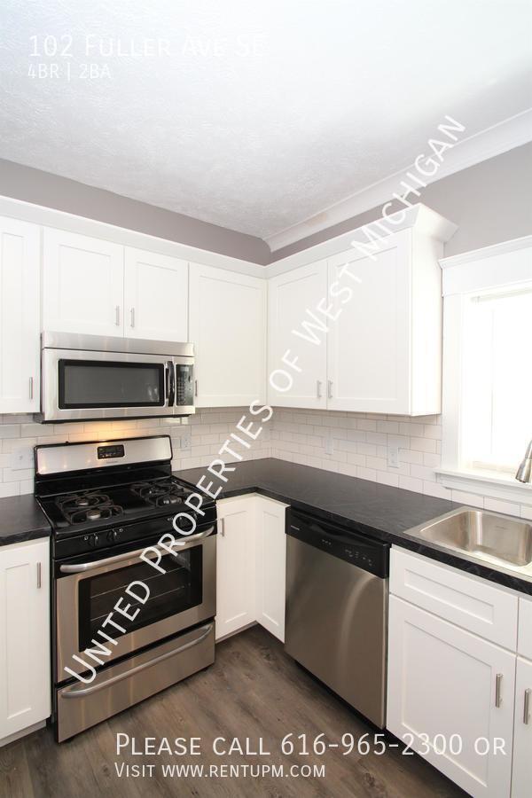 Building Photo - 102 Fuller Ave SE