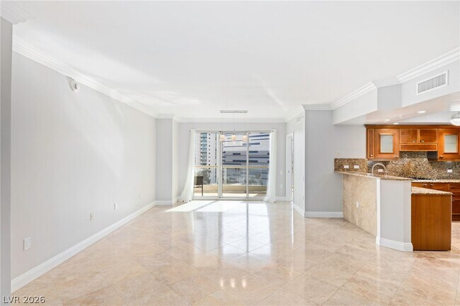 Building Photo - 2777 Paradise Rd