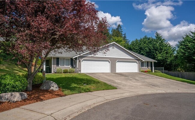 Building Photo - Barger Duplex