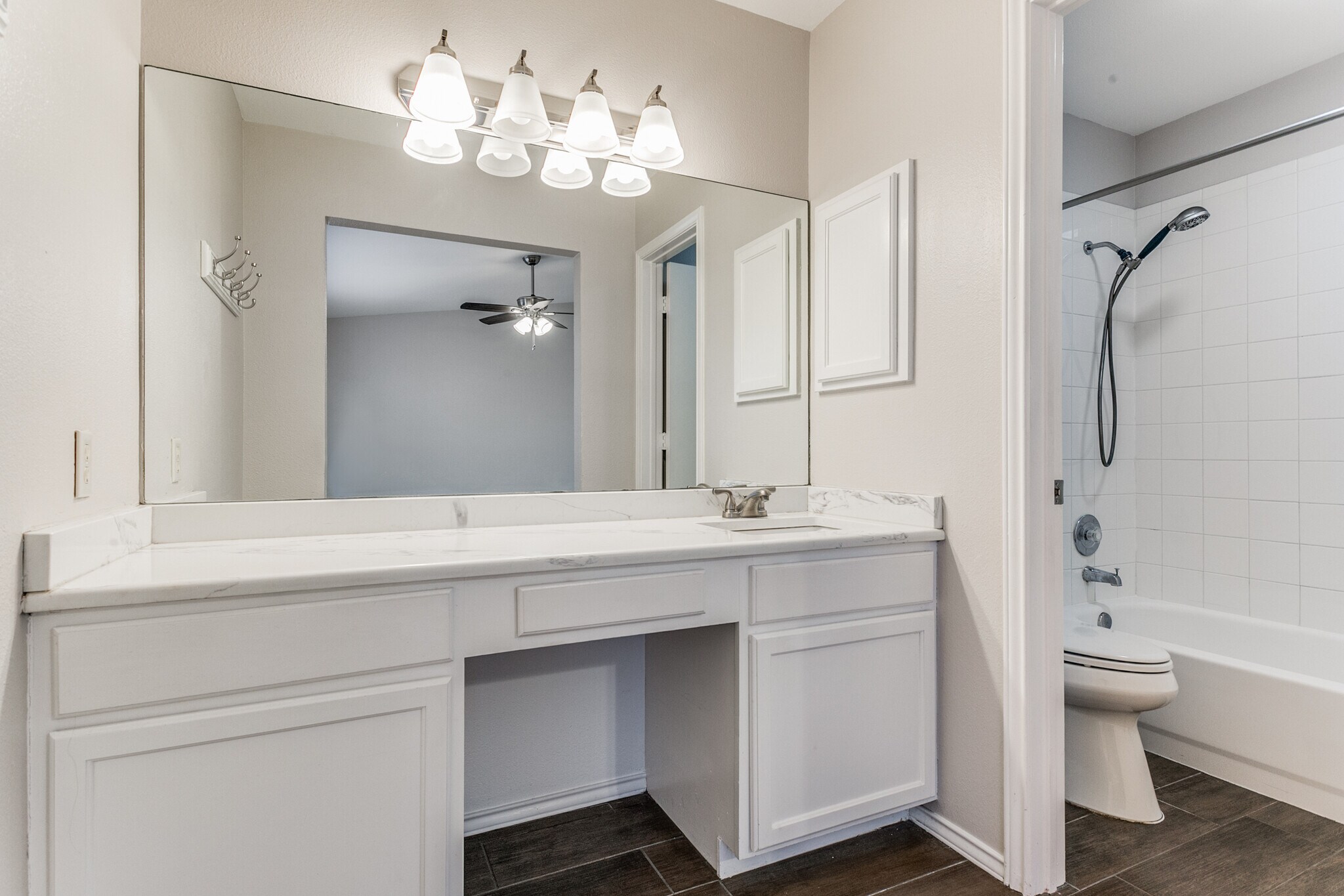 Building Photo - 8107 Rustic Park