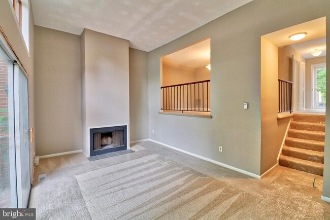 Building Photo - 449 Colonial Ridge Ln