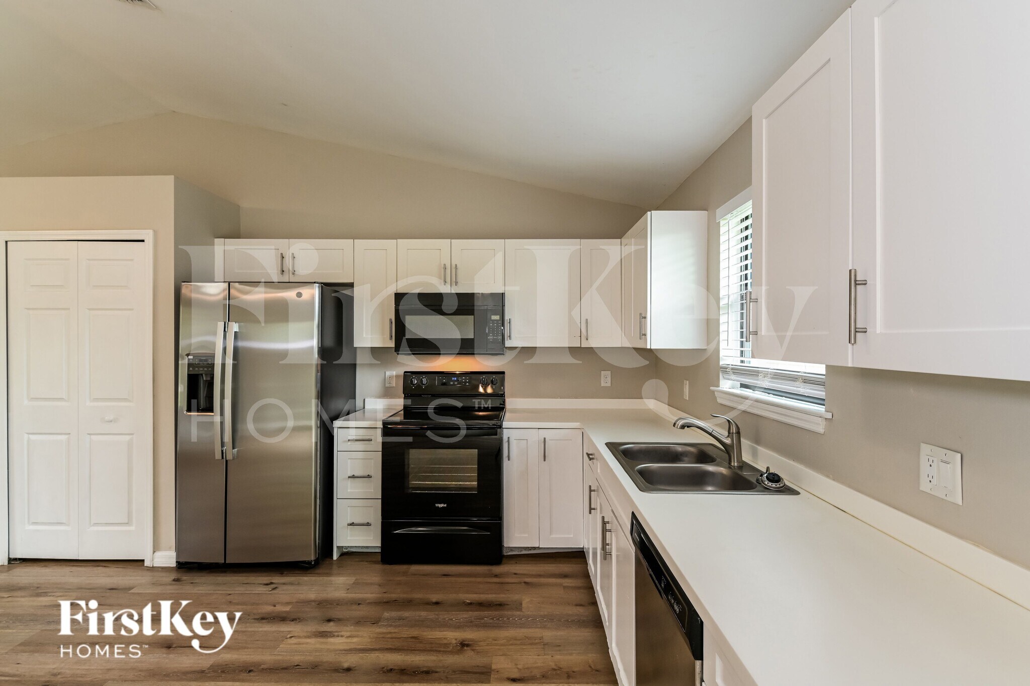 Building Photo - 3007 44th St SW