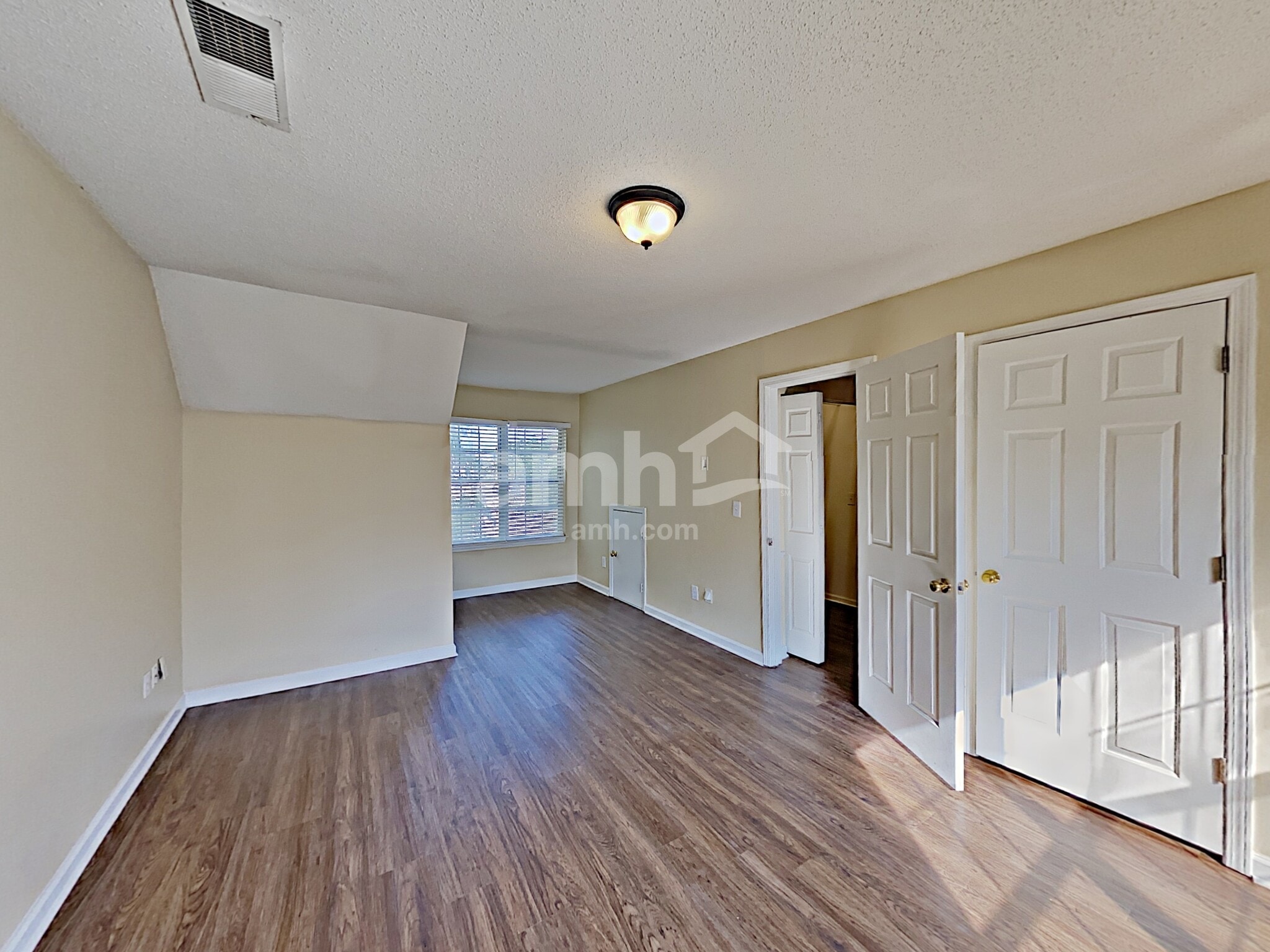 Building Photo - 4473 High Gate Ct NW