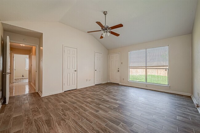 Building Photo - 1490 Hunters Park Dr