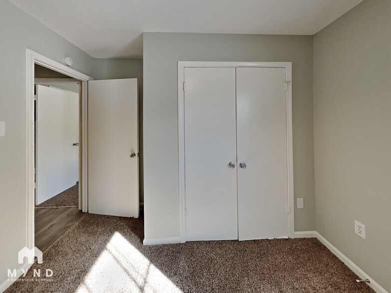 Building Photo - 2569 Richwood St