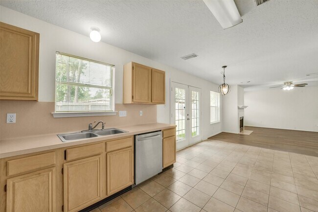 Building Photo - 12739 Timbermeadow Dr
