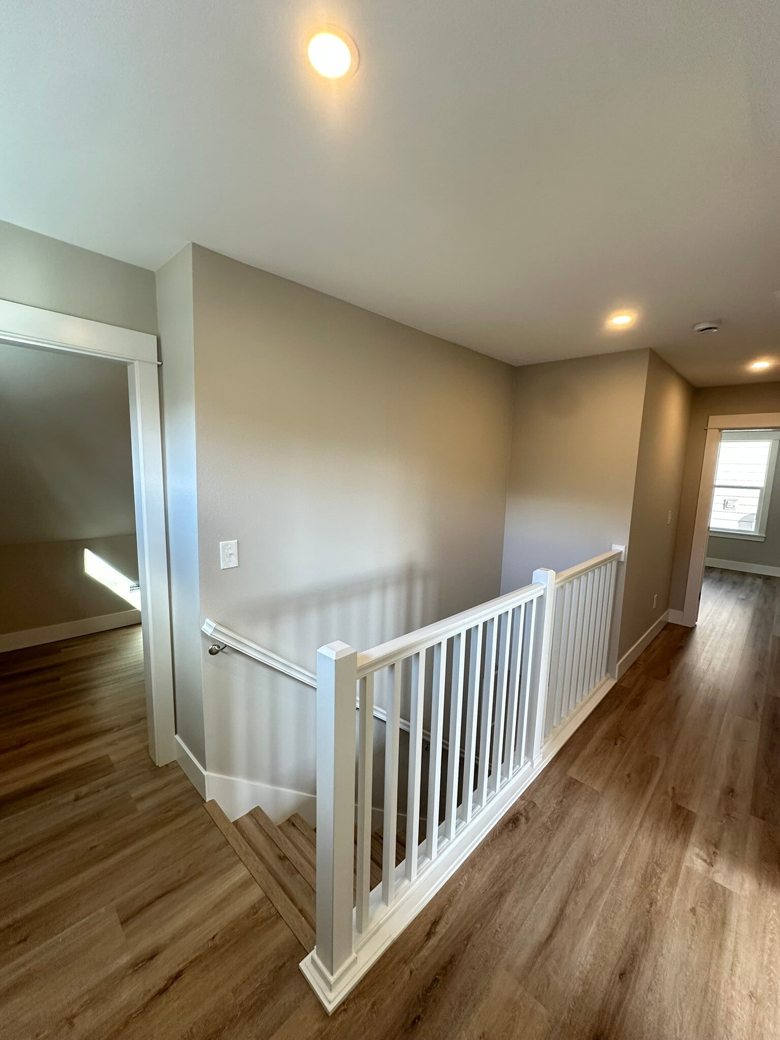 Building Photo - 5325 NE Flanders St