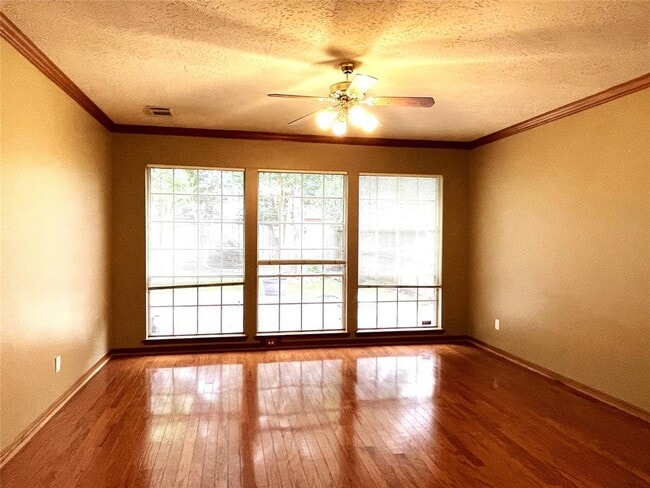 Building Photo - 1606 Bay Berry Ln