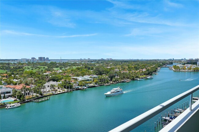 Building Photo - 5600 Collins Ave
