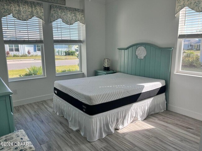 Building Photo - 534 Margaritaville Ave