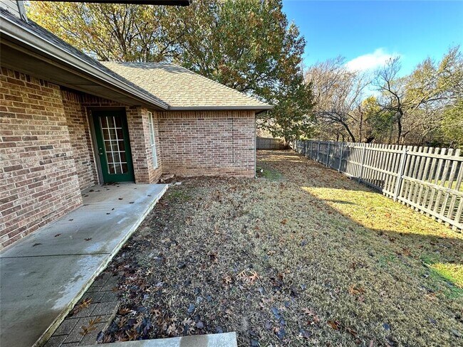 Building Photo - 1819 Duckhawk Ct