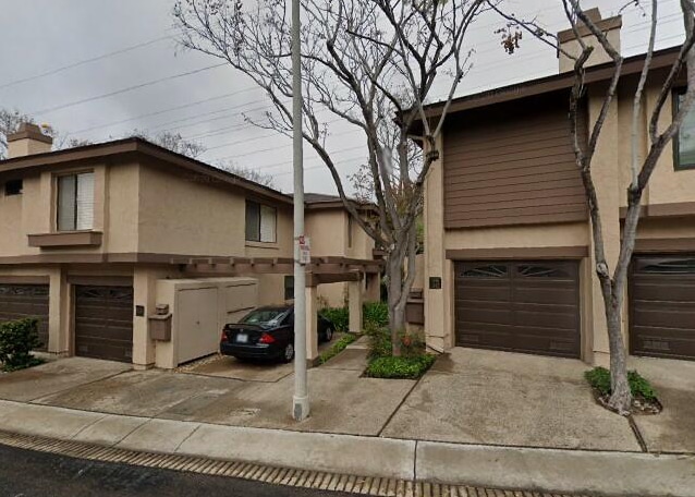 Primary Photo - 1136 Nimbus Ln