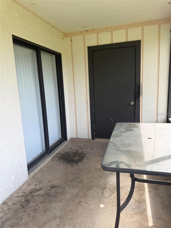 Building Photo - 638 Royalty Ct