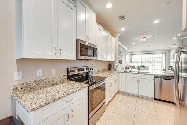 Building Photo - 9413 Terresina Dr