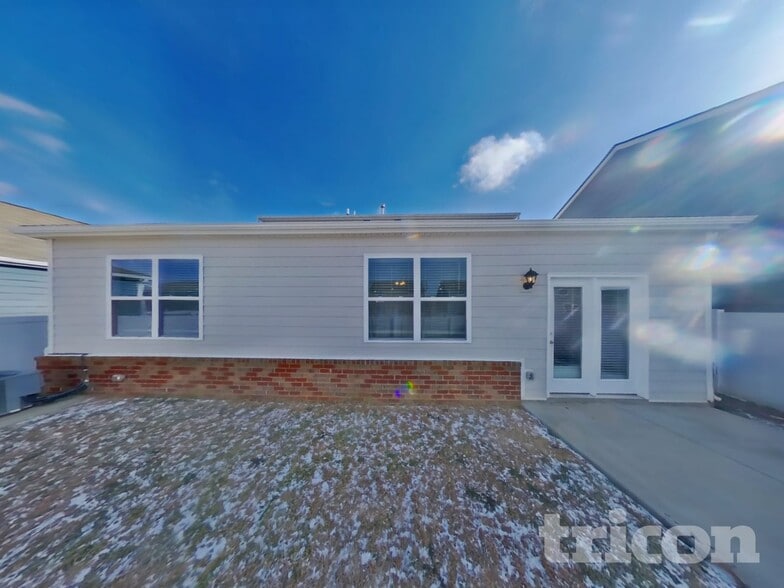 Building Photo - 6941 Sunny Parks Dr