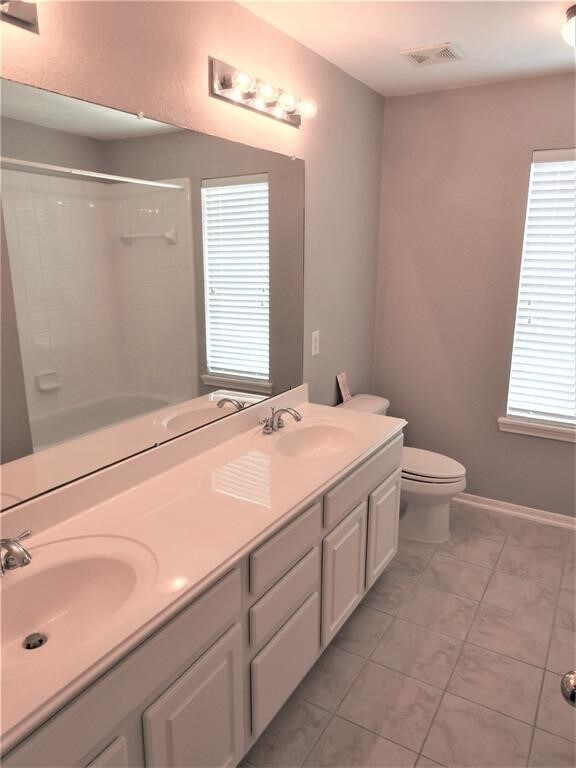 Building Photo - 21626 Shallow Glen Ln