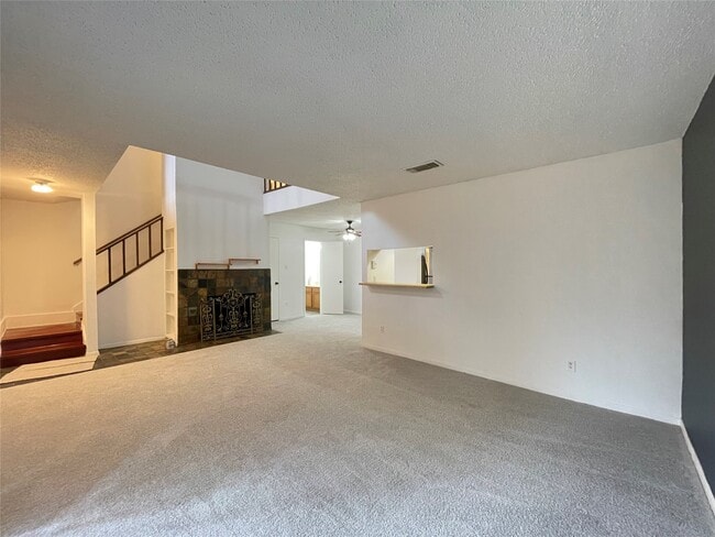 Building Photo - 3909 Tanglewilde St