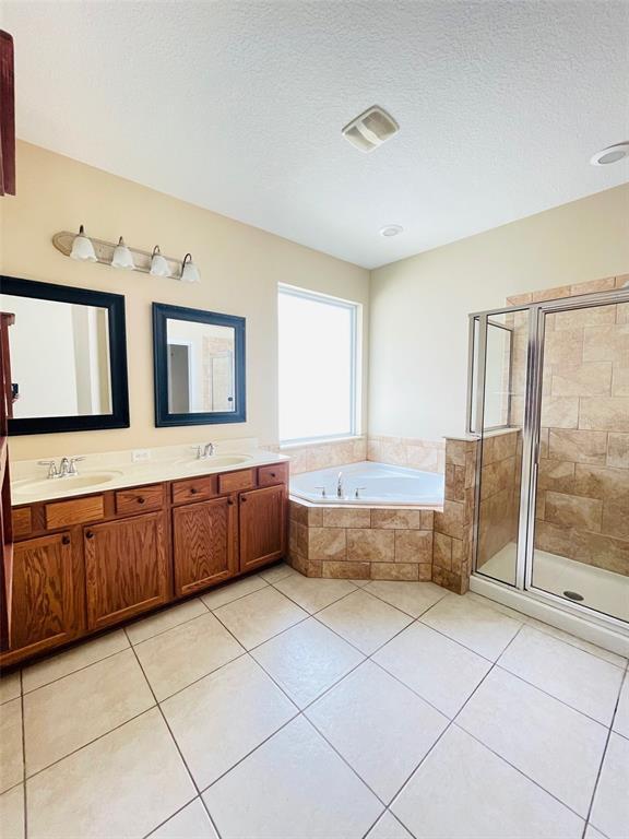 Building Photo - 13645 Riggs Way