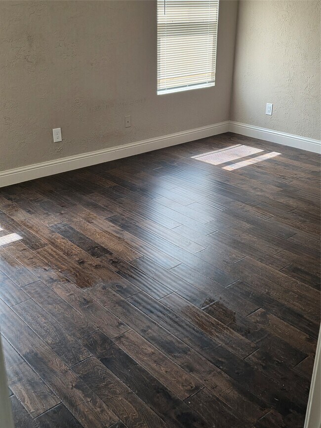 Building Photo - 20615 Gable Ridge Dr