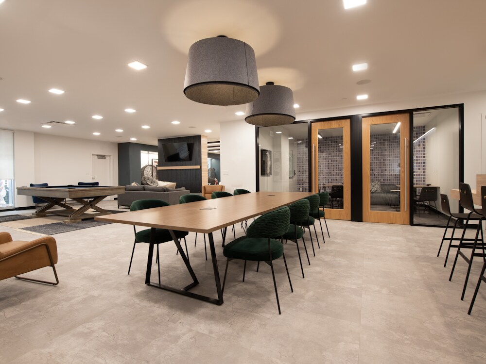 Building Photo - 1047 Commonwealth Ave