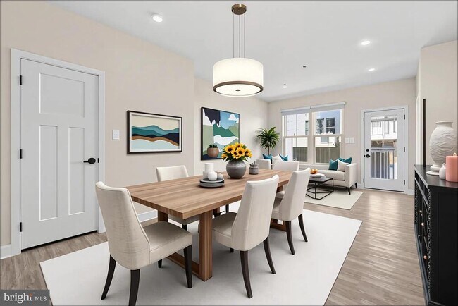 Building Photo - 6056 Murray Terrace