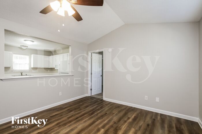 Building Photo - 3400 Fernstone Cir