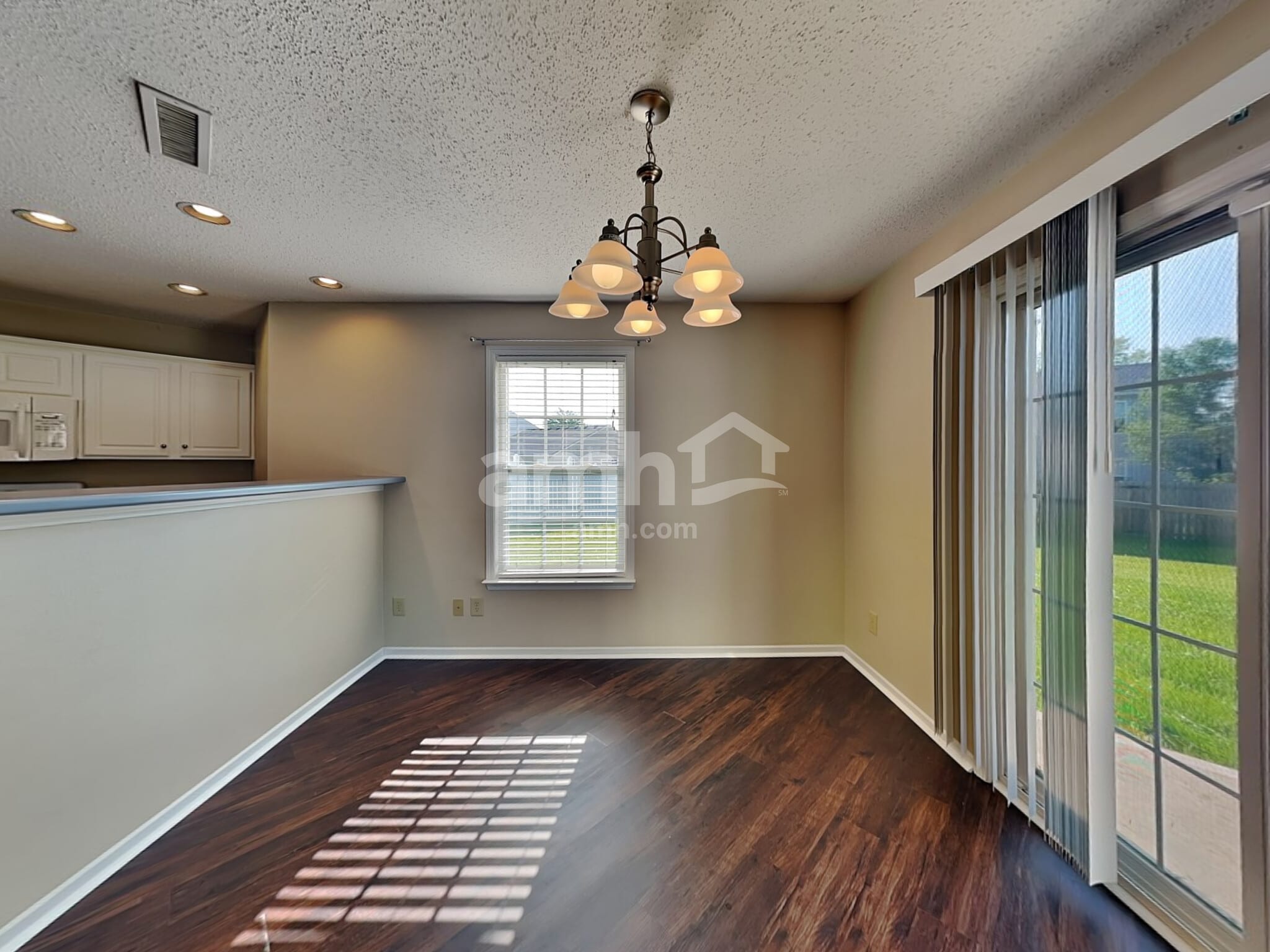 Building Photo - 5537 Floating Leaf Dr