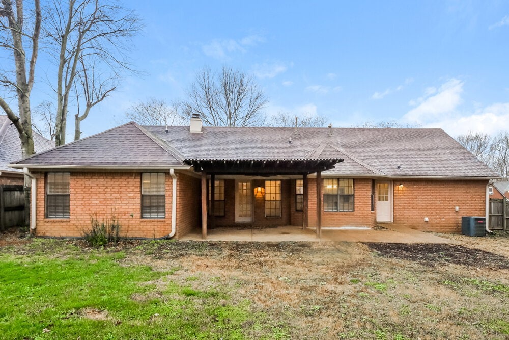 Building Photo - 3780 Westridge Cove