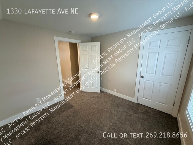 Building Photo - 1330 Lafayette Ave NE