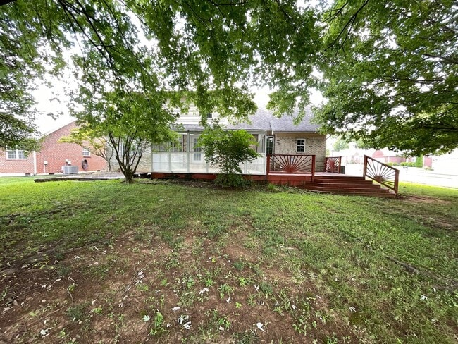 Building Photo - 3914 Stone Hollow Dr