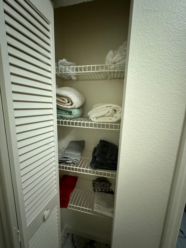 Building Photo - 188 Boundary Blvd