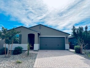 Building Photo - 12647 W Country Club Trail