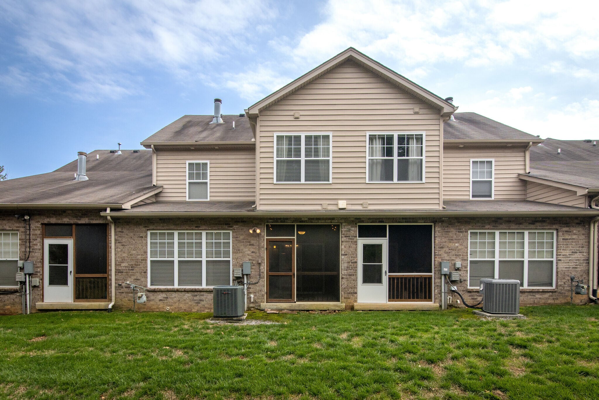 Building Photo - 7802 Kemberton Dr W