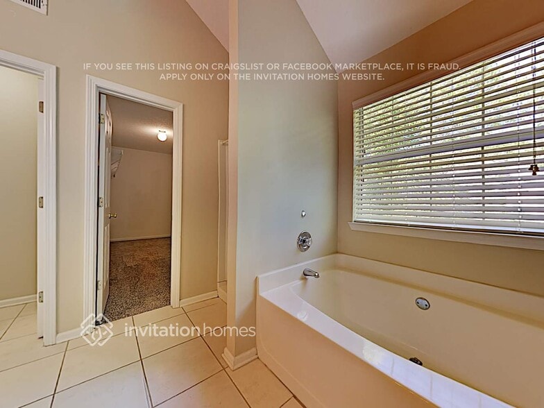 Building Photo - 862 Cascade Crossing