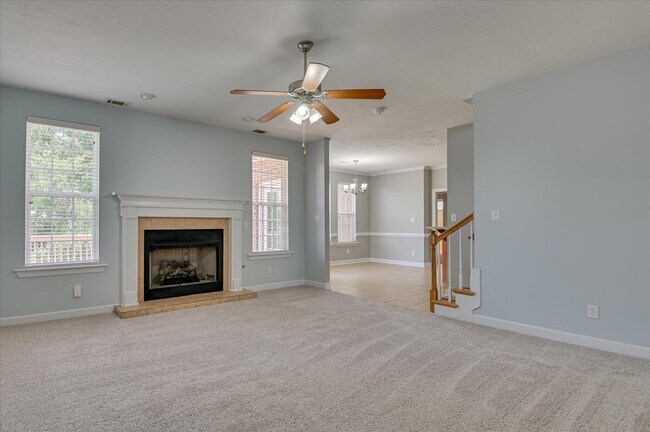 Building Photo - 158 Kenilworth Dr